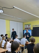 Внеклассное мероприятие "Сто дорог-одна твоя" 10-11 класс