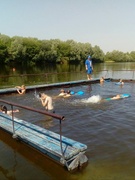 Обучение плаванию в открытом водоёме