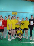 6 декабря на базе ГУ"ДЮСШ Октябрьского района" прошли соревнования по волейболу среди женщин. ДЮСШ занял почетное третье место.Всего приняло участие 6 команд