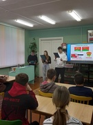 07.12.2024 - круглый стол «Почему быть членом ОО «БРСМ» классно»  в  9-11-х классах