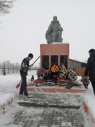 Акция "Мы помним" очистка от снега и наведение порядка на местах воинских захоронений