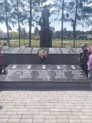 Экскурсия к памятнику погибшим воинам "Мы помним, мы гордимся!"