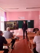 Профилактическая беседа в рамках специальной программы "Детство без насилия" с трудовым коллективом школы