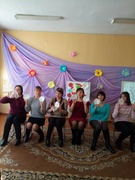 8 Марта - праздник мам и бабушек
