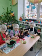 ОГОРОД НА ПОДОКОННИКЕ