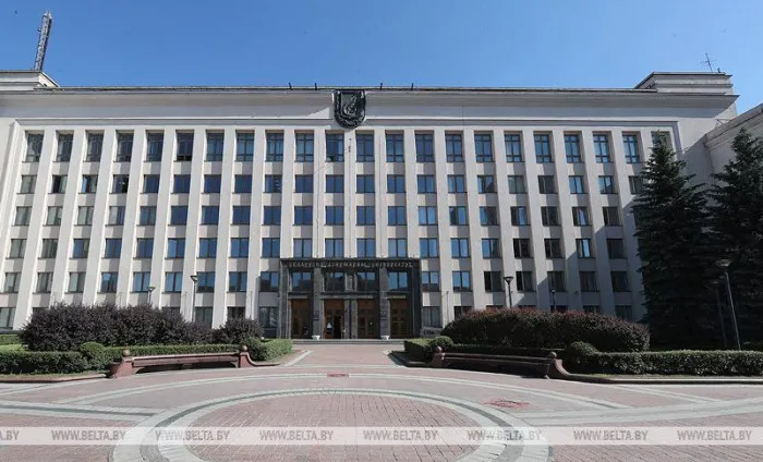 Вузы Беларуси и России исключили из Болонского процесса