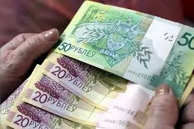 Продавец около трех месяцев присваивала товар и деньги из кассы