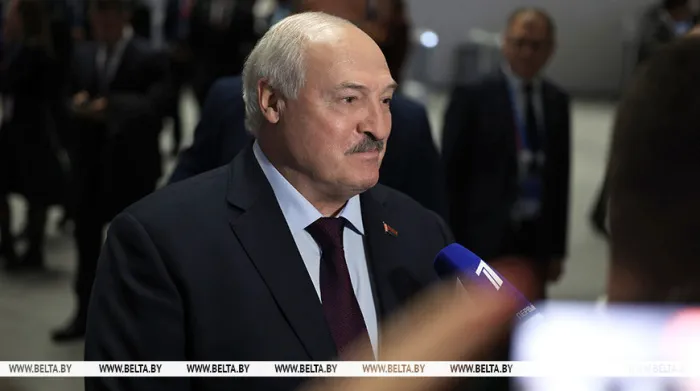"Накопилось много вопросов". Лукашенко про повестку встречи с Путиным и "весточку" от американцев