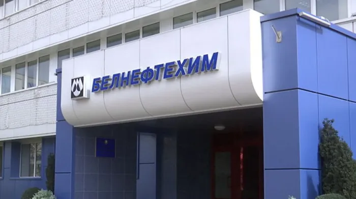 Большинство предприятий "Белнефтехима" не снизили объемы производства в первом полугодии
