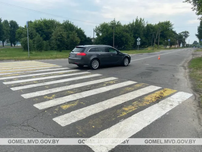 В Калинковичах иномарка совершила наезд на пешехода