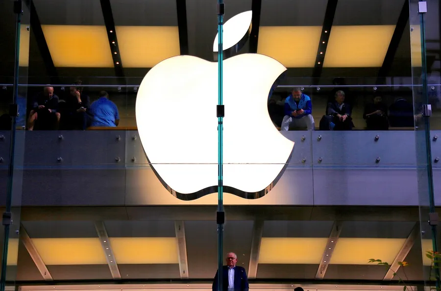 Apple открывает магазины и вводит новый порядок их работы