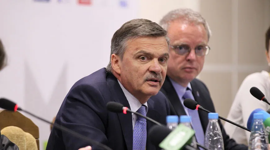 IIHF в вопросе с ЧМ по хоккею в 2021 году не должна быть заложницей политики - Фазель