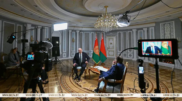 Это народ. Лукашенко про ключевой фактор в системе сдержек и противовесов для Президента 