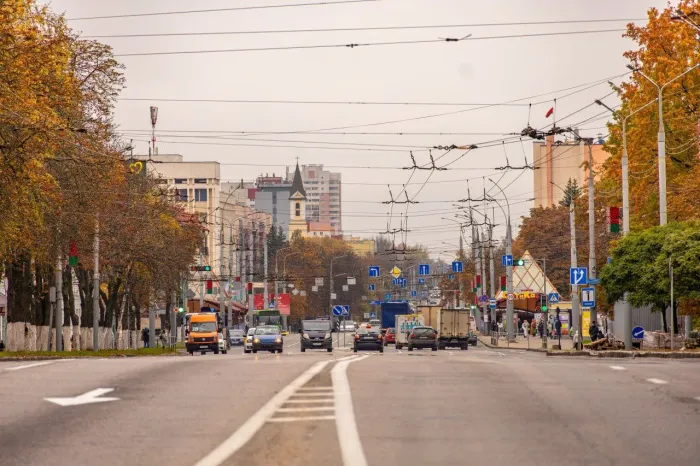 В Гомеле на улице Советской начинаются дорожные работы по расширению проезжей части