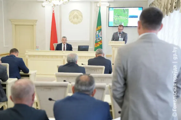 Снос и удобная инфраструктура: совещание по вопросам строительной отрасли провел председатель облисполкома Иван Крупко