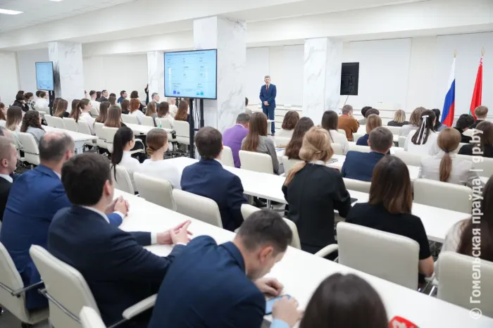 Когда сила в единстве. В Гомеле проходит совместная коллегия ведомств двух стран - Министерства экономики Беларуси и Министерства экономического развития России