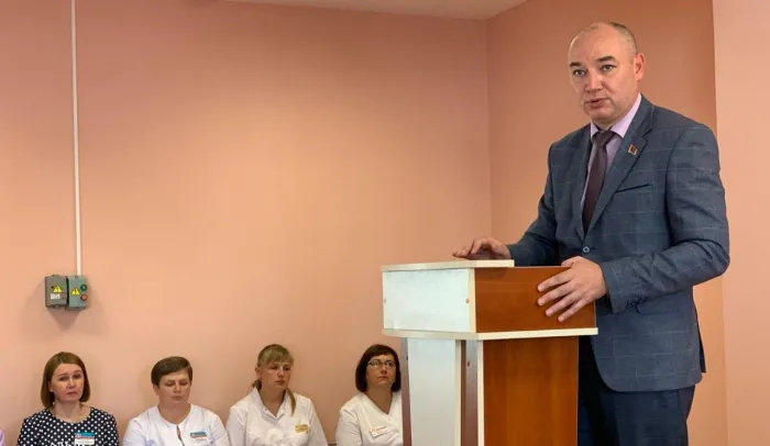 Министр здравоохранения Александр Ходжаев встретился с трудовым коллективом Чечерской центральной районной больницы