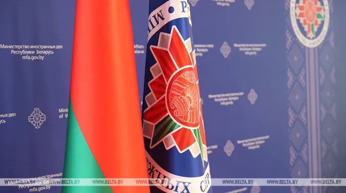 МИД: Минск не отказывается от многовекторности, но Россия остается стратегическим партнером 