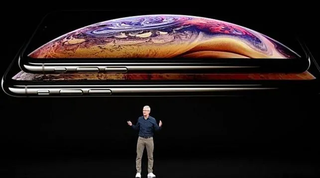 Apple представила новые iPhone Xs и Xs Max