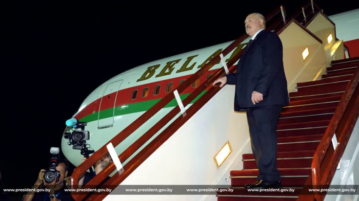 Александр Лукашенко прибыл с официальным визитом в Республику Союз Мьянма
