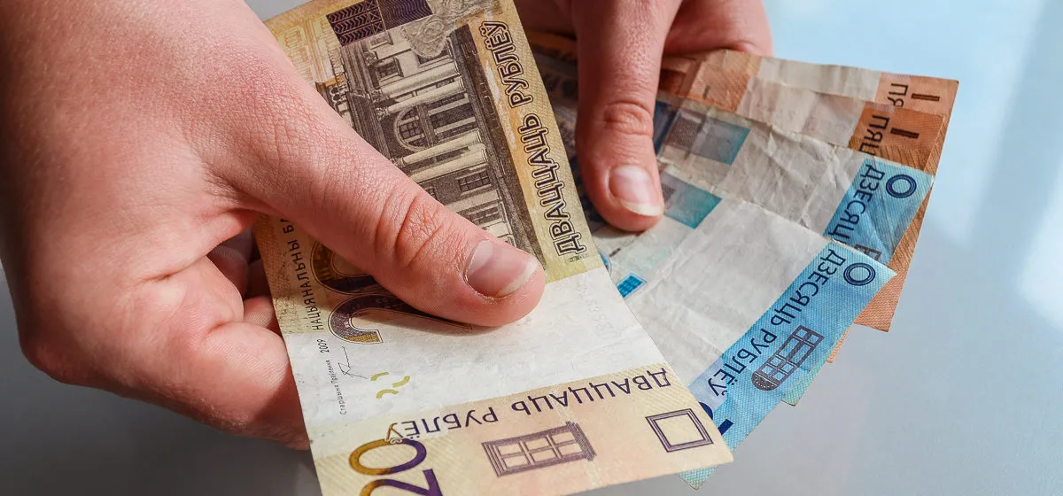 Бывший директор центра переподготовки фиктивно оформлял преподавателей и получал их зарплату