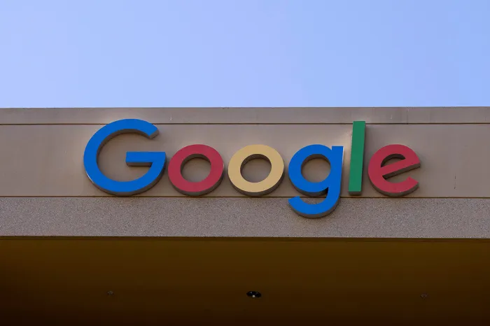 Компания Google представила чат-бот Bard на основе искусственного интеллекта
