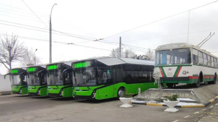 Парк троллейбусов Гомеля пополнился новыми МАЗами третьего поколения