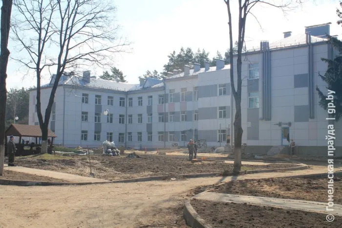 В Озаричах Калинковичского района полным ходом идет масштабное обновление