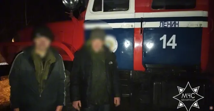 В Житковичском районе спасатели нашли заблудившихся в лесу братьев