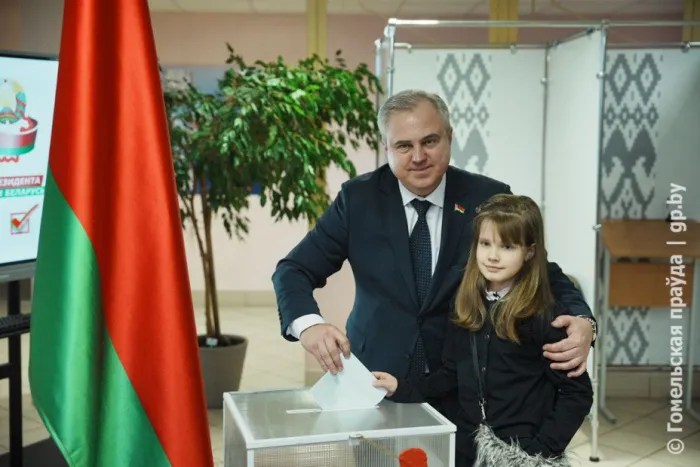 Мэр Гомеля Владимир Привалов: «Сегодня мы отдаем голос за экономическую, политическую и социальную стабильность»