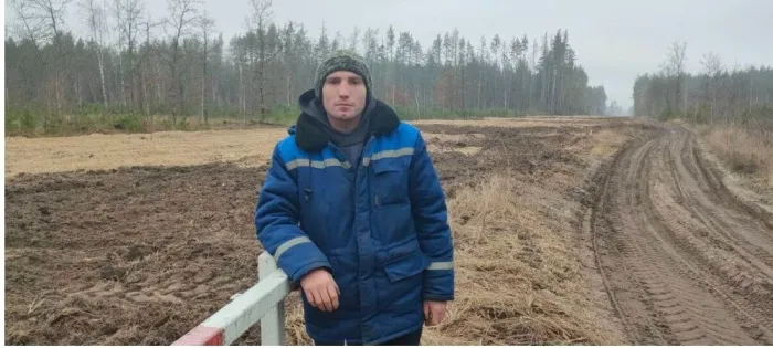 Рабочий Наровлянского ПМС Алексей Ковальчук предан делу и профессии