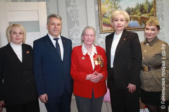 Сегодня в Калинковичах чествовали участницу Великой Отечественной войны Галину Леликову
