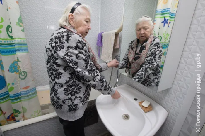 В домах по улице Лавриновича в Буда-Кошелеве восстановили горячее водоснабжение
