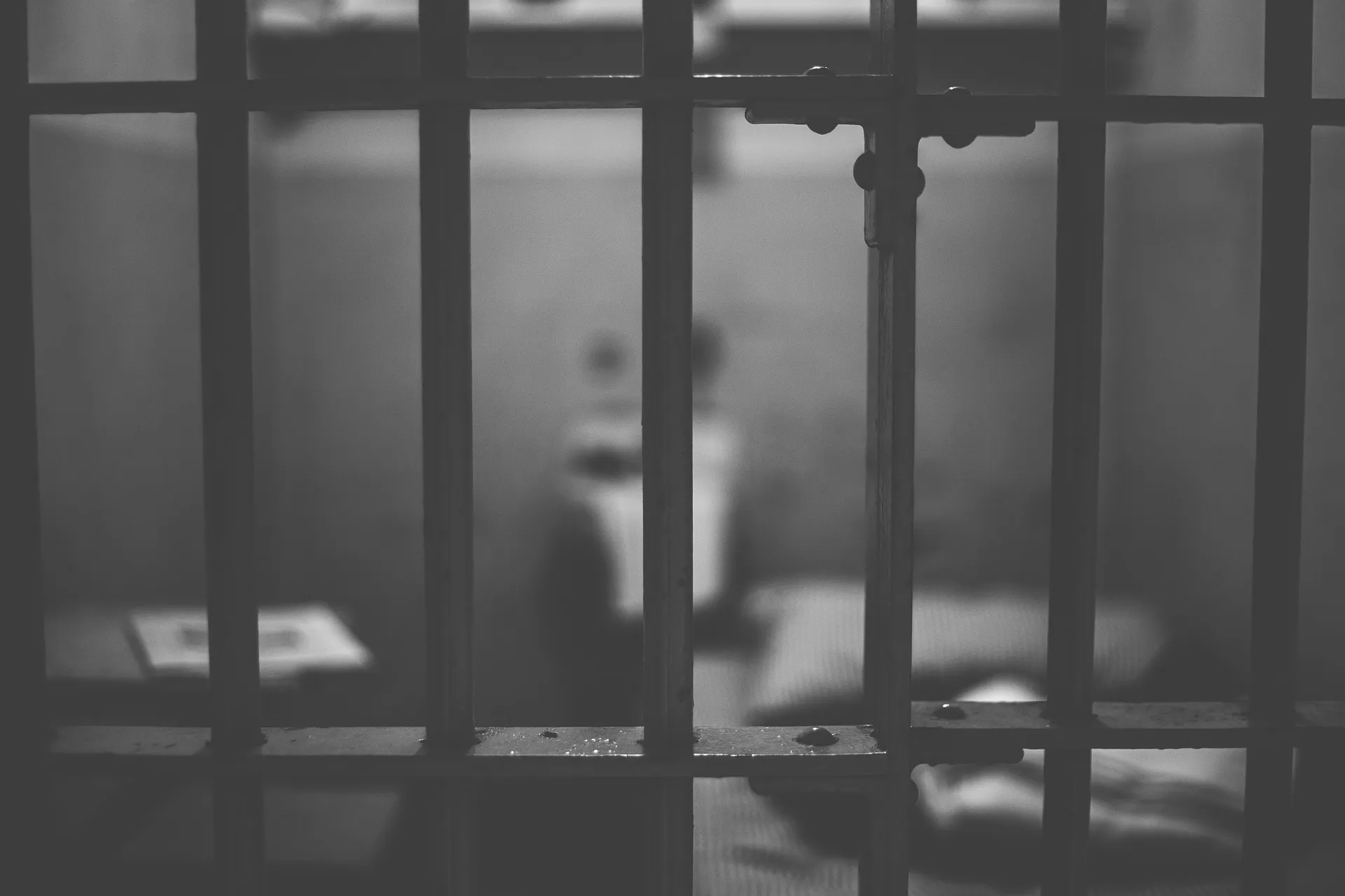 В Житковичах 15-летняя учащаяся распространяла психотропы, ее взяли под стражу