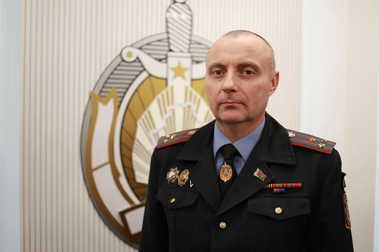 Всё спокойно: в Гомеле добровольные дружины помогают обеспечивать правопорядок возле участков для голосования