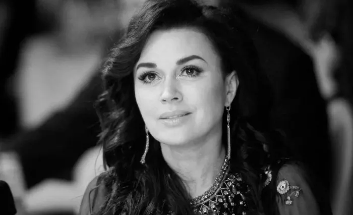 Умерла актриса Анастасия Заворотнюк