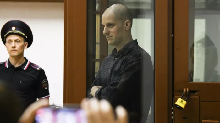 Суд приговорил журналиста WSJ Гершковича к 16 годам колонии по делу о шпионаже