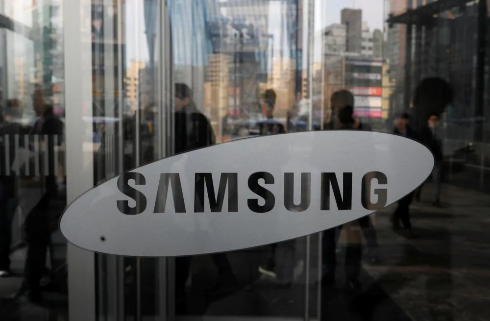 Беспроводные наушники Samsung Galaxy BudsX смогут проигрывать музыку без смартфона