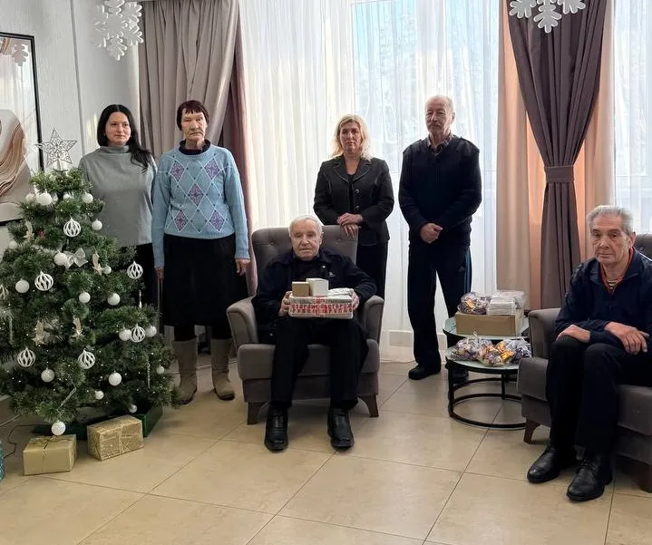 Экономический суд Гомельской области поздравил с новогодними праздниками постояльцев соцпансионата «Радушный» в Ветковском районе