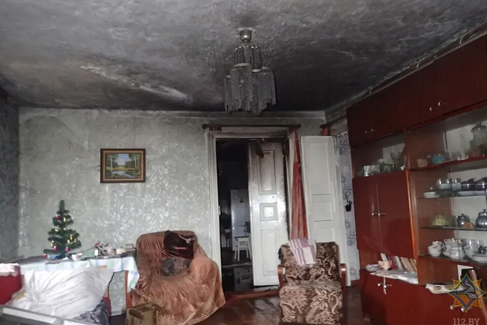 Непотушенная спичка в ведре стала причиной пожара со смертельным исходом в Гомеле