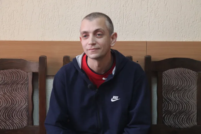 "Сейчас в СИЗО у меня много времени подумать". Гомельчанин на шесть лет может оказаться за решеткой за сообщения в телеграм-канале