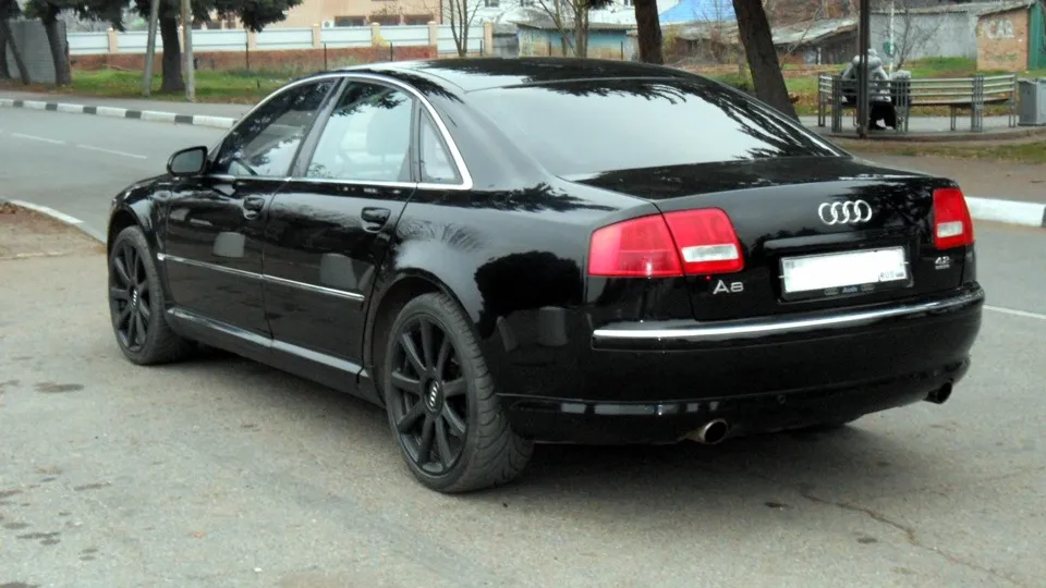 Житель Брагина продал на запчасти взятую в лизинг Audi