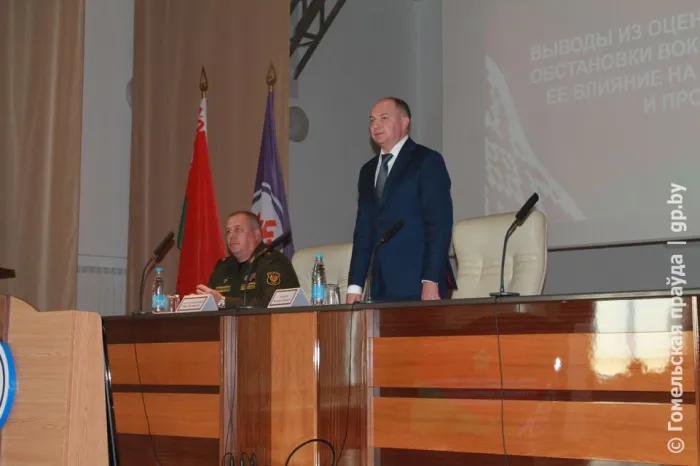 Представители Вооруженных Сил Республики Беларусь встретились с трудовым коллективом мозырских нефтепереработчиков