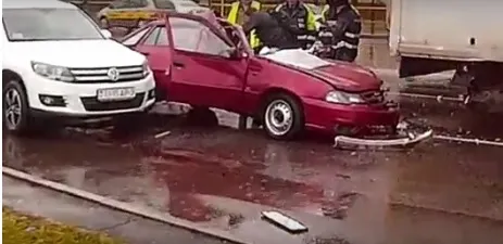 Серьезная Авария на ДК Гомсельмаш Daewoo Nexia и грузовая