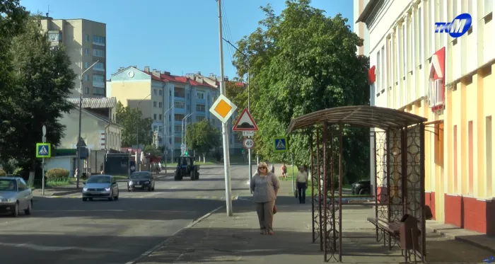 В Мозыре воплощают в жизнь проект по брендированию остановок общественного транспорта