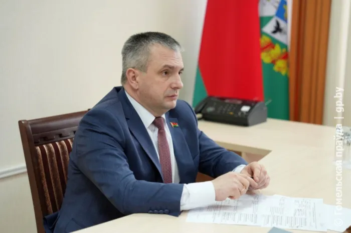 Разделить ответственность и провести свет: губернатор Иван Крупко провел прием граждан в Гомеле