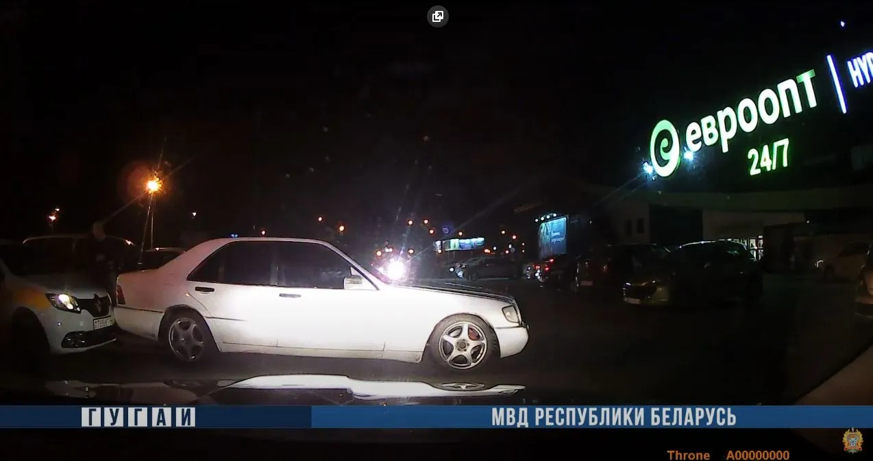 В Гомеле нетрезвый водитель совершил ДТП на парковке