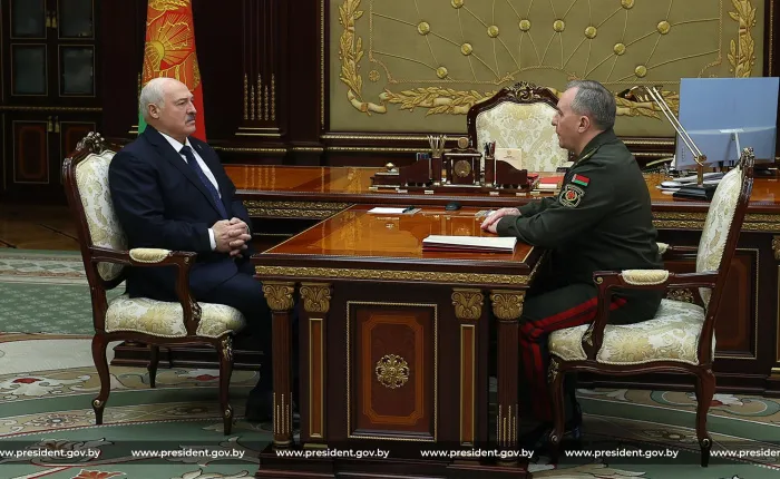 Кадровый вопрос и выводы после проверки ВС. Лукашенко принял с докладом министра обороны