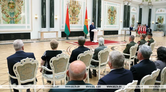Лукашенко: Беларусь никого не стремится завоевать, но способна дать ответ любому агрессору 