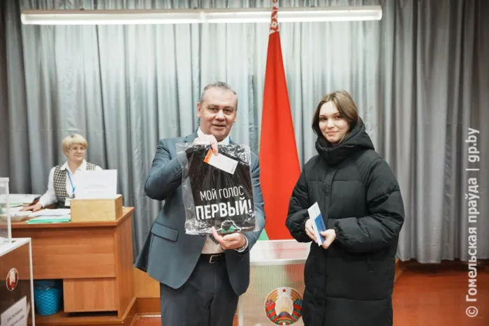 Всей страной за Беларусь! Как на Гомельщине проходил основной день голосования на выборах Президента Беларуси